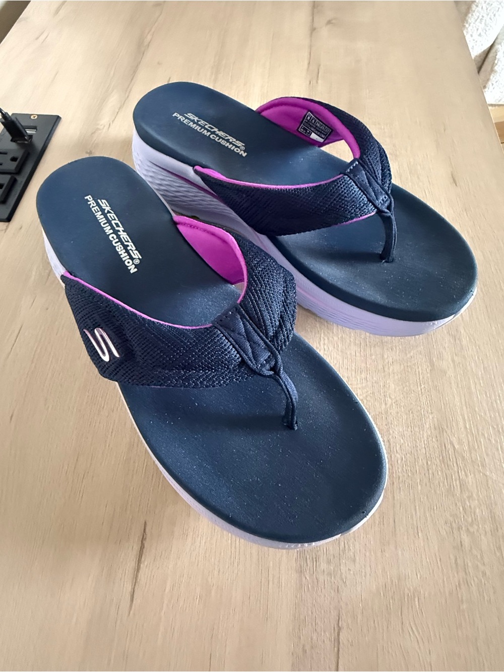 Skechers Navy and Pink Wedge Flip Flop Sandals